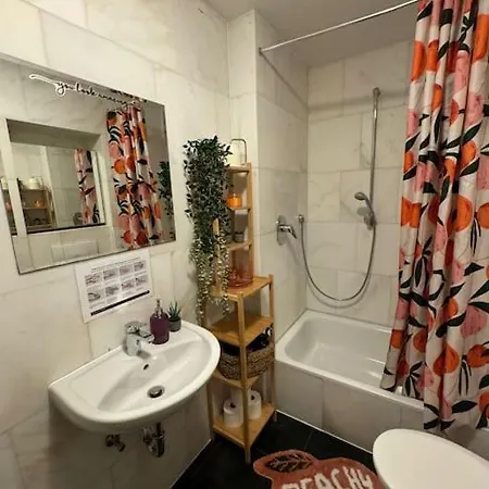 3 Raum City-apartment - 5min Zum Hbf Grupello-1 Апартаменты *