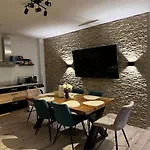 3 Raum City-apartment - 5min Zum Hbf Grupello-1 Διαμέρισμα